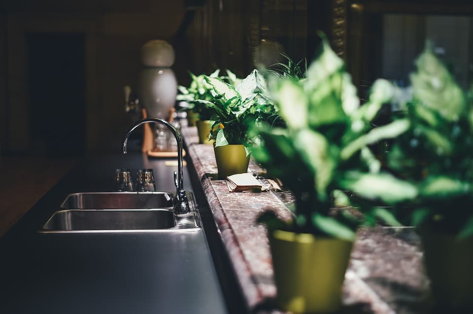 La importancia de evaluar el baño y la cocina antes de alquilar